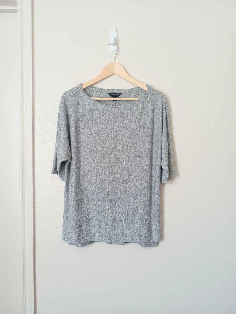 Banana Republic Luxespun Short Sleeve Relaxed Fit Lagenlook Gray Top Casual
